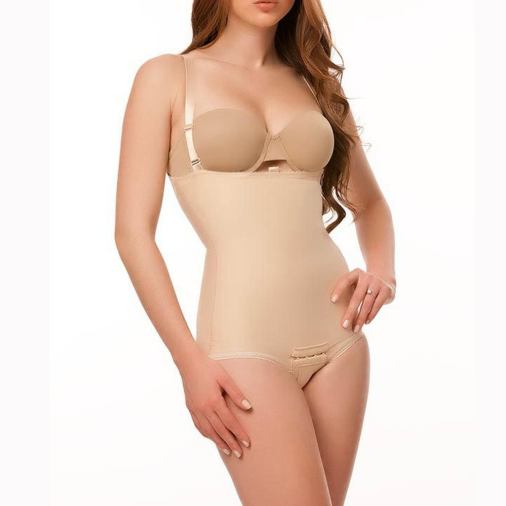 Isavela Compression Bodysuit –Size Large –Preowned, Post-Op & Tummy Tuck Support